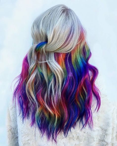 Modern Highlights, Hidden Rainbow Hair, Hidden Hair Color, Peekaboo Hair Colors, Mermaid Hair Color, Colorful Hairstyles, Hair Color Underneath, Peekaboo Hair, Rainbow Hair Color