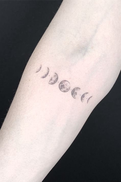 Wrist Moon Phases Tattoo, Moon Phases Tattoo Back Of Arm, Cycle Of The Moon Tattoo, Full Moon Finger Tattoo, Moon And Daffodil Tattoo, New Moon Tattoo Ideas, Phases Moon Tattoo, Tattoo Of The Moon, Moon Tattoo Inspiration