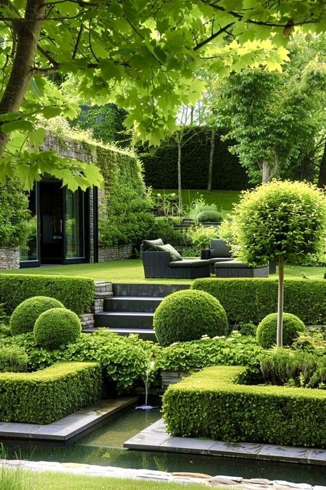 Front Garden Landscape, Formal Design, Garden Design Plans, Classic Garden, Diy Backyard Landscaping, Outdoor Gardens Design, Home Landscaping, Backyard Garden Design, Garden Landscape Design