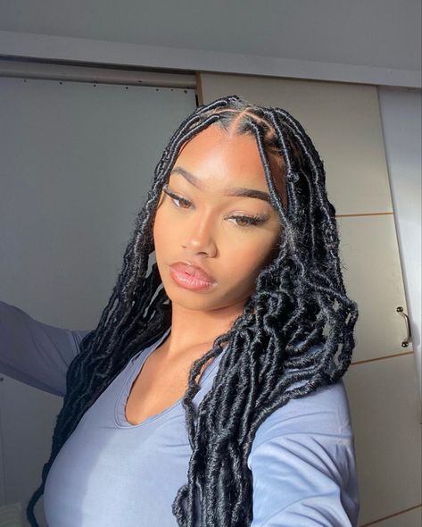 Short Curly Hair Braids, Short Goddess Locs, Fresh Braids, Thick Hair Problems, Big Box Braids, Curly Hair Braids, Big Box Braids Hairstyles, Braided Cornrow Hairstyles, Hair Therapy