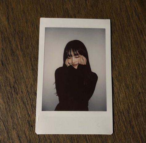 Jueun Dia, Romantic Book Quotes, Todays Mood, Music Recommendations, Always On My Mind, Polaroid Pictures, Romantic Books, On My Mind, Cute Poses For Pictures