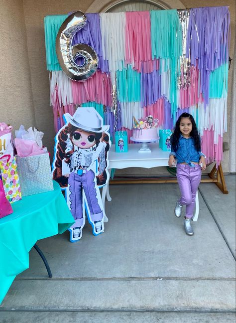 Lol Backdrop, Doll Backdrop, Lol Doll Birthday, Column Decor, Suprise Birthday, 7th Birthday Party Ideas, Lol Doll, Fringe Backdrops, Diy Crafts For Girls