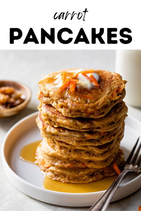 Moist and fluffy Carrot Pancakes that taste just like carrot cake! Shredded carrots give this classic breakfast a healthy twist, while warm spices make it extra cozy. Dress up the pancakes with yogurt or maple syrup for a fun breakfast the whole family will love! Carrot Cake Pancakes Healthy, Pancakes With Yogurt, Carrot Pancakes, Vegetarian Recipes For Beginners, Carrot Cake Pancakes, Fun Breakfast, Shredded Carrots, Classic Breakfast, Cozy Dress