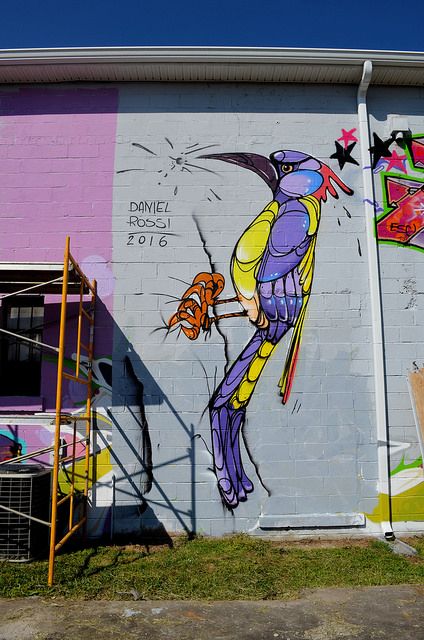 woodpecker | Virginia Street art Festival Waynesboro 2016 | Daniel Rossi | Flickr Bird Street Art, Street Art Photography, Murals Street Art, Diy Pots, Art Installations, Barn Quilts, Street Art Graffiti, Mural Art, Art Festival