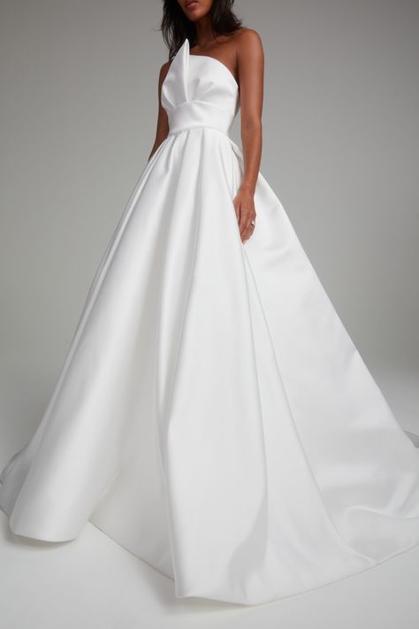 Italian double face duchess satin ball gown with architectural bias overlap bodice. Unique Ballgown Wedding Dress, Bubble Skirt Wedding Dress, Plain Ball Gown Wedding Dress, White Debutante Ball Gown, Debutante Dresses White Ball Gowns, Architectural Wedding Dress, Bride Glam, Satin Ball Gown Wedding Dress, Amsale Bridal