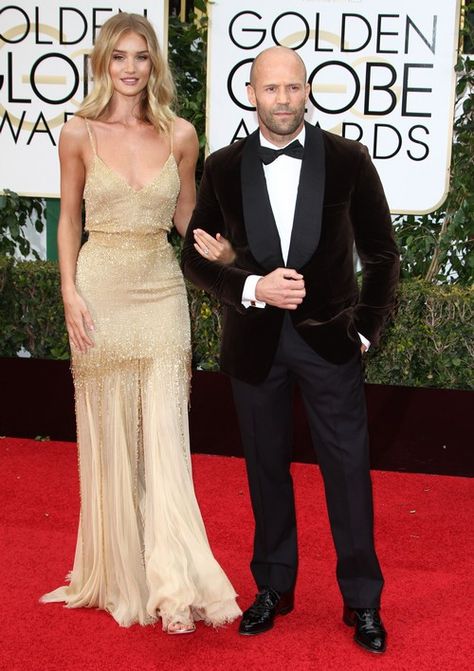 Short Husband Tall Wife, Tall Short Poses, Jason Statham And Rosie Huntington, Tall Women Short Men, Short Poses, Jason Statham Rosie Huntington, Taller Girlfriend, Jason Statham And Rosie, Red Carpet Couples