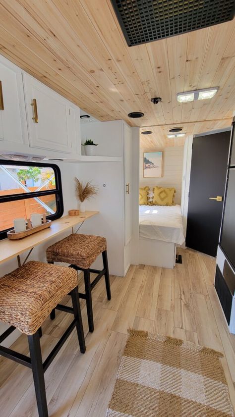 10 Ways to Makeover Your RV Ceiling | RV Inspiration Boho Rv Renovation, Keystone Outback Remodel, Small Rv Makeover, Modern Rv Decorating Ideas, Small Rv Decorating Ideas Rv Interior, Rv Ceiling Remodel, Old Rv Remodel, Rv Ceiling Ideas, Renovate Camper