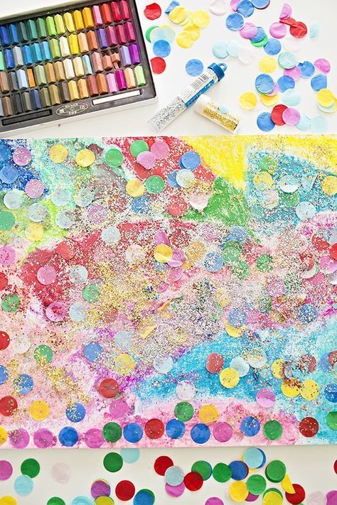 Confetti Glitter Art Project for Kids. Celebrate New Year with this sparkly glitter art. Christmas Balls Diy, Hello Wonderful, Art Project For Kids, Toddler Art Projects, Glitter Shirt, Project For Kids, Glitter Art, New Year's Crafts, Shirt Diy