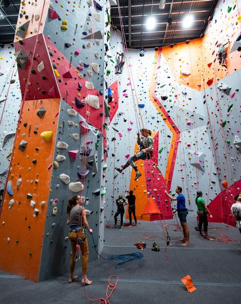 Climbing Fits, Panda Express Calories, Indoor Climbing Wall, Rock Climbing Gym, Indoor Rock Climbing, Wall Climbing, Indoor Climbing, Fitness Routines, Local Gym