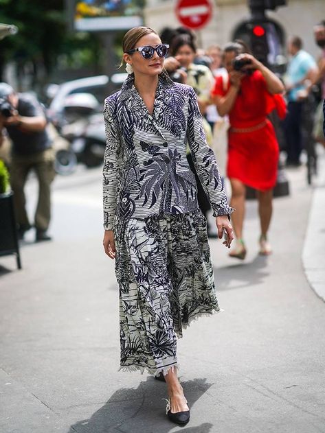 Celebrities Are Finally Ditching Heels for These Flats | Who What Wear UK Dior Slingback Outfit Dress, Dior Slingback Flats Outfit, Work Dresses With Flats, Dior Flats Outfit, Dress With Flat Shoes Outfit, Dior Slingback Flats, Dior Slingback Outfit, Olivia Palermo Flats, Dior Slingback