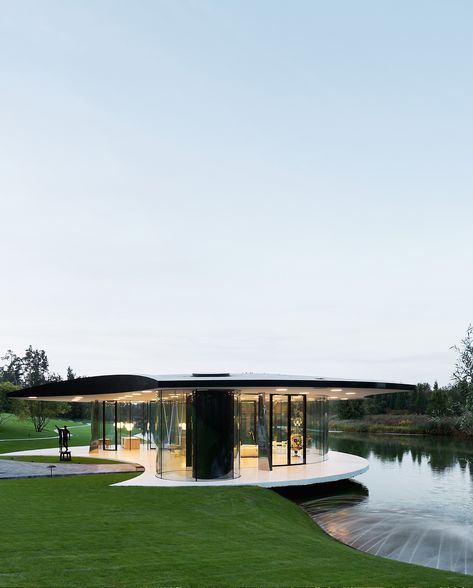 Lakeside Architecture, Pavillion Wedding, Water Pavilion, Futuristic House, Water Architecture, Building Skin, Zaha Hadid Architecture, India House, Glass Pavilion