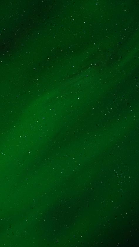 Green Sky Wallpaper, Green Sky Aesthetic, Green 4k Wallpaper, Cool Green Wallpaper, Green Color Wallpaper, Green Night Sky, Green Iphone Wallpaper, Dark Green Sky, Green Wallpaper Iphone