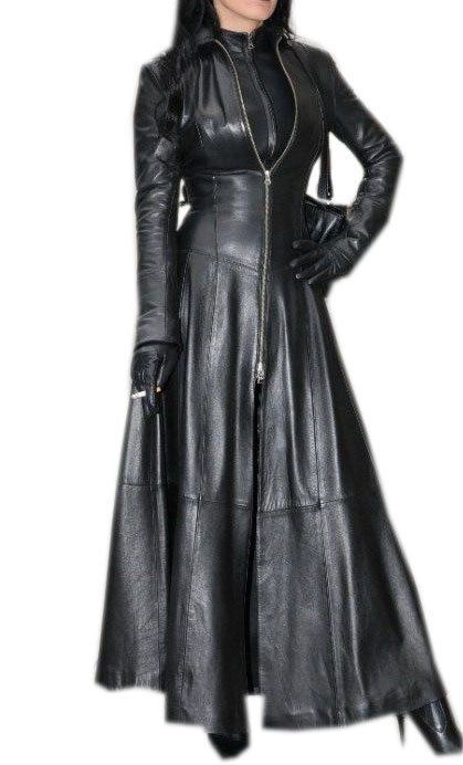 be53ee61104935234b174e62a07e53cfdesc37312627ri Leather Dress Outfit, Gothic Coat, Leather Coat Womens, Gown Suit, Long Leather Coat, Leder Outfits, Long Winter Coats, Leather Trench Coat, Black Gown