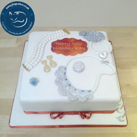 Jewellery themed Birthday Cake, made by The Foxy Cake Company! Jewellery Cake Design, Jewelry Cake Ideas, Designer Birthday Cake, Cake Bracelet, Jewelry Box Cake, Jewellery Cake, Handbag Birthday Cake For Women, Cake For Men, Glam Jewelry