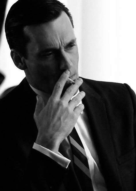 Jon Hamm (Don Draper). John Hamm, Living In The Past, To Catch A Thief, Don Draper, Gregory Peck, Jon Hamm, Celebrity Photography, Dapper Gentleman, Paul Newman