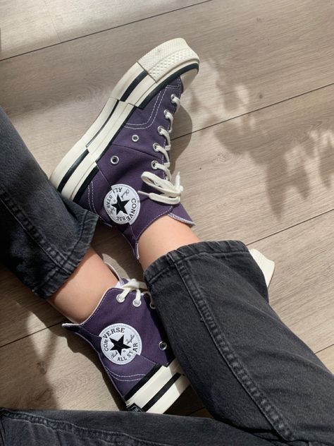 Converse Chuck 70 Plus, Chuck 70 Plus, Purple Converse, Cute Converse, Korean Outfit Street Styles, Looks Country, All Stars Converse, Shoes Too Big, Converse Chuck 70