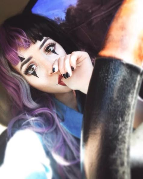 Jessica Vill, Melanie Martinez Inspired Outfits, Melanie Martinez Makeup, Melanie Martinez Lyrics, Melanie Martinez Concert, Clown Makeup, Long Curly, Melanie Martinez, Purple Grey