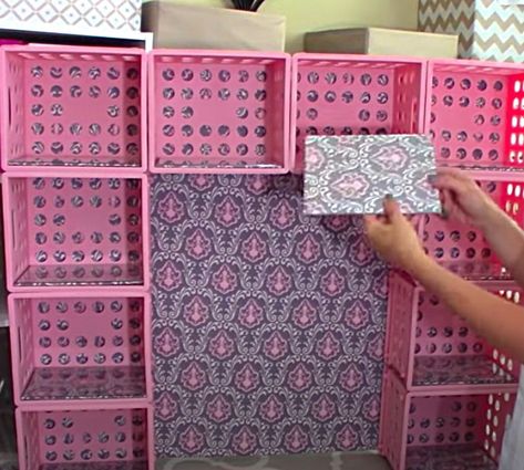 Vanity Hutch, Make A Vanity, Milk Crates Diy, Diy Hutch, Walmart Diy, Craft Room Organization Diy, Dollar Tree Organization, Dollar Store Diy Organization, Crate Diy