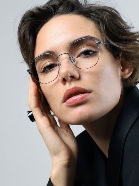 "Designer black, gold/black, silver/black metal titanium hexagon octagon round circle glasses frames men, women with non prescription or prescription anti-reflective, blue light blocking, photochromic, sun lenses. Frame width 134 mm (5,27 inches) Bridge 20 mm (0,78 inches) Height 46 mm (1,81 inches) Temple length 142 mm (5,59 inches) We can install lenses without vision correction and according to your prescription. Lens prices vary by lens type, brand, and prescription. To order lenses accordin Glasses Wire Frame, Metal Glasses Frames For Women, Silver Frame Glasses, Circle Glasses Frames, Trendy Glasses Frames, Circle Glasses, Metal Frame Glasses, Cat Eye Glasses Frames, Mens Glasses Frames