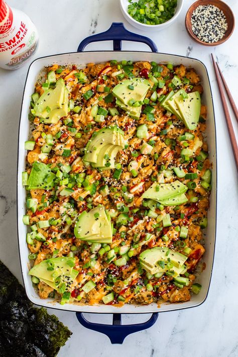 This Vegetarian Sushi Bake is my take on the VIRAL trend that has been ALL over Tiktok and Instagram for many months! Vegan Sushi Bowl Recipe, Vegetarian Sushi Bake, Vegan Sushi Bake, Vegetarian Sushi Bowl, Sweet Potato Sushi Roll, Sushi Vegetarian, Vegetarian Sushi Recipes, Sushi Bowl Recipe, Tofu Breakfast