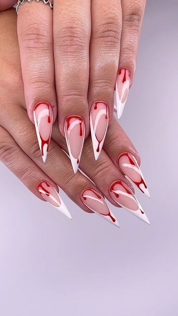 Spooky Nails Simple, Nails Frenc, Stiletto Nails Medium, Stiletto Nails French, Subtle Halloween Nails, Nail Art Classy, Medium Stiletto Nails, Nails Subtle, Nail Inspo Nail Art