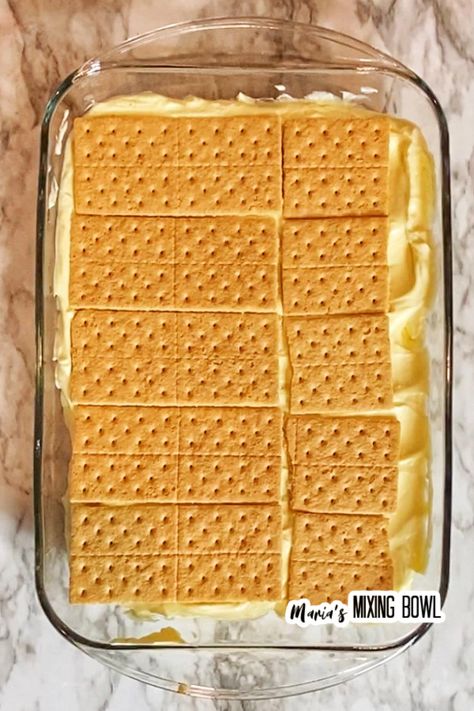 Vanilla Pudding Desserts, No Bake Eclair, Eclair Cake Recipe, Graham Dessert, Graham Cracker Dessert, Graham Cracker Cake, Eclairs Dessert, No Bake Eclair Cake, Banana Pudding Cookies