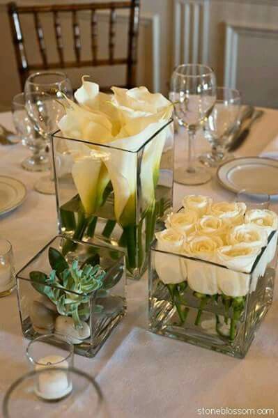 Hydrangea Cuttings, White Wedding Table Setting, Tanaman Indoor, All White Wedding, Table Setting Decor, Square Vase, Deco Floral, Wedding Table Settings, Hydrangea Flower