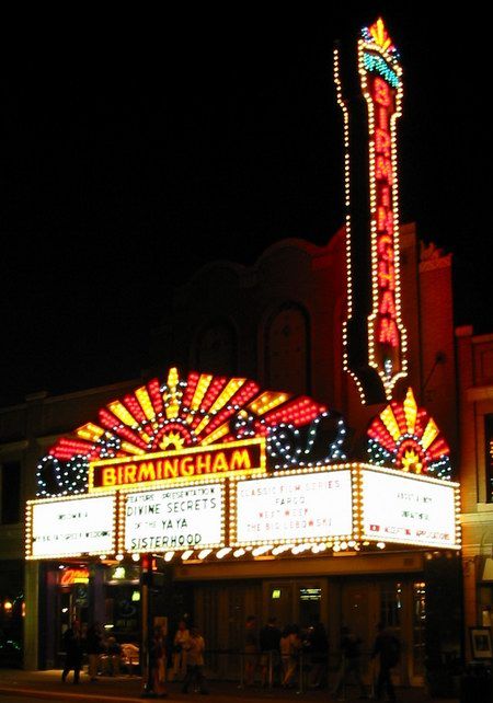 Birmingham Theatre - MARQUEE AT NIGHT. Built in 1927 as a single screen theatre. Restored in 1996 as a multiplex theatre with 8 screens. Aesthetic Featured, 80s Cinema, Reference Places, Theatre Marquee, Movie Theater Aesthetic, Cinema Aesthetic, Vintage Movie Theater, Birmingham Michigan, Cinema Architecture