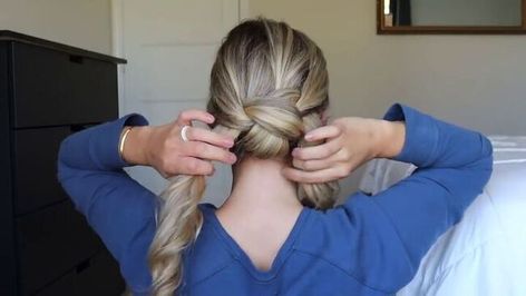 This is a guide to doing a cute updo using a super-easy hair hack. Learn how to create an easy and sophisticated updo for long hair with this step-by-step tutorial. Easy Updo Hair, Updo For Long Hair, Sophisticated Updo, Diy Updo, Easy Updos For Long Hair, Thin Straight Hair, Elegant Hairstyle, Medium Hair Styles For Women, Easy Updo