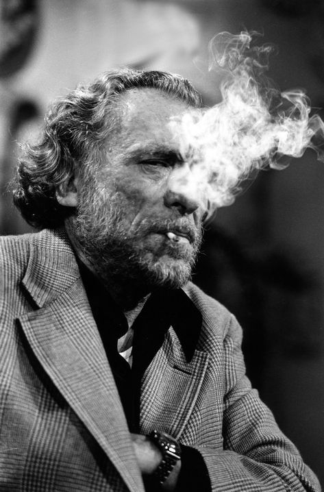 Adam Kirsch writes on the career of Charles Bukowski, whose low-life odyssey gave him an inexhaustible store of adventure and anecdote—the material for his fiction and poetry—and also a badge of authenticity. Charles Bukowski Poems, Charles Bukowski Quotes, Susan Sontag, Aspiring Writer, Low Life, American Poets, Charles Bukowski, Room Decorations, Bukowski