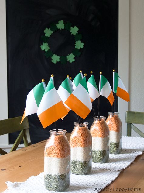 irish flag centerpiece Republic Day Decoration Ideas For Office, Independence Day India Decoration, Independence Day Decoration In Office, Indian Independence Day Decoration Ideas, Cultural Day Decorations, Republic Day Decor, 15th August Decoration Ideas, Flag Day Decorations, Independence Day Celebration Ideas