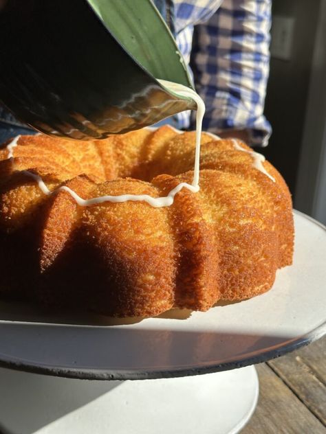 Holiday Orange Gluten-Free Bundt Cake - nocrumbsleft Gluten Free Bundt Cake, Cheese Pound Cake Recipe, Cream Cheese Pound Cake Recipe, Orange Bundt Cake, Cheese Pound Cake, Paleo Baking, Cream Cheese Pound Cake, Pound Cake Recipe, Bundt Cake Pan