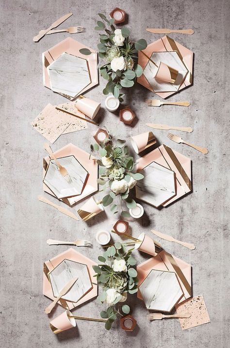 When holidays and weddings come around, the last thing you want to do at the end of the event is to have to wash dishes. So to keep it simple, but chic, we've rounded up the best places to get disposable place setting and plates. When you have your Thanksgiving gathering you'll want to impress without spending a ton and doing the least amount of work. Copper And Marble, Tafel Decor, Marble Wedding, Diy Event, Geometric Wedding, Disposable Plates, Wedding Table Decorations, Wedding Table Settings, Pink Marble