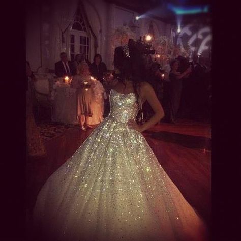 www.blow-you-awayy.tumblr.com Wedding Dresses Sparkly, Glittery Wedding, Crystal Wedding Dress, Glitter Wedding Dress, Ceremony Dress, Sparkly Wedding Dress, Sparkly Wedding, Trendy Wedding Dresses, Glitter Wedding