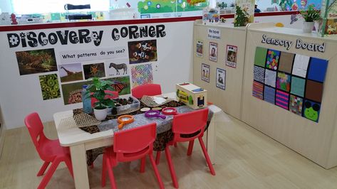 Discovery Corner Discovery Centre Preschool, Discovery Of The World Learning Centre, Discovery Corner Preschool, Discovery Center Preschool Ideas, Science Center Preschool, Centers Preschool, Diversity Activities, Learning Centers Preschool, Discovery Zone