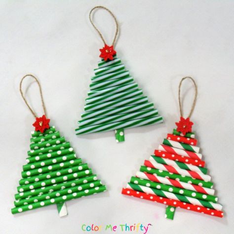 I'm always looking for fun ways to create quick and easy tree ornaments, and when I saw some very festive straws at the dollar store an idea immediately came to mind.These are also very inexpensive, which is always a good thing. A light bulb went off, and these colorful straws practically jumped into my shopping basket.Yes, that's exactly how it happened. (wink wink)The large straws in the middle are plastic, and the packs on either side are paper. Red and green just sing Christmas… Christmas Paper Straw Crafts, Paper Straw Christmas Ornaments, Crafts Using Plastic Straws, Easy Tree Decorations, Paper Straw Stars, Middle School Christmas Ornaments, Crafts With Paper Straws, Easy Paper Christmas Ornaments, Christmas Craft Middle School