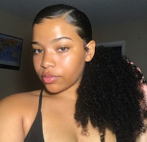 Baby Hairs, Natural Hair Styles Easy, Hair Ponytail Styles, Hair Laid, Natural Hair Tips, Easy Hair, Sleek Ponytail, Ponytail Styles, Baddie Hairstyles