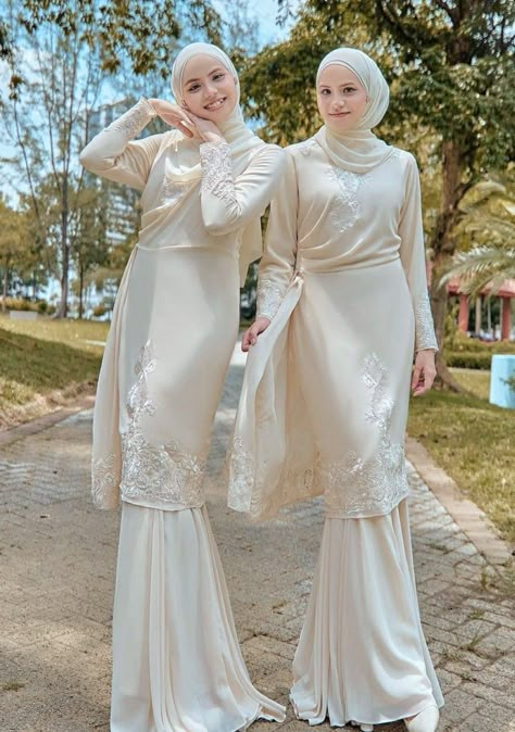 Bridesmaid Melayu, Ootd Kondangan Dress, Dress Melayu, Kebaya Malaysia, Melayu Dress, Kebaya Melayu, Dress Kondangan Hijab, Bridesmaids Hijab, Baju Bridesmaid Hijab