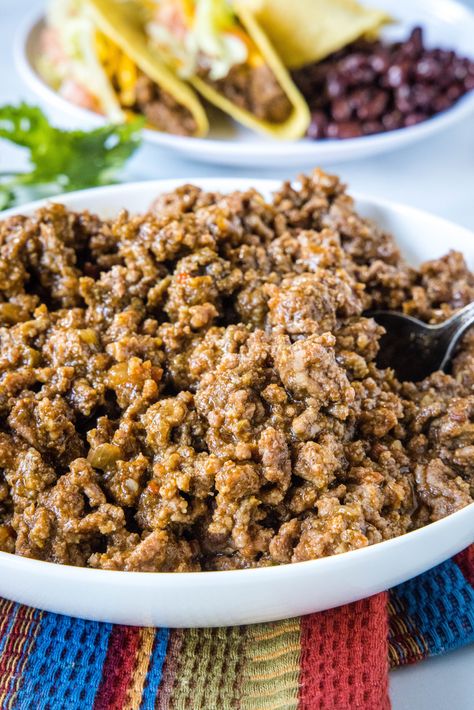 This slow cooker taco meat is an easy, 3-ingredient crock pot recipe that's packed with flavor. Perfect for parties and busy weeknights! Taco In Crockpot, Taco Meat In Crockpot, Crock Pot Taco Meat, Slow Cooker Taco Meat, Crockpot Taco Meat, Crock Pot Queso, Taco Meat Recipe, Beef Taco Casserole, Slow Cooker Taco