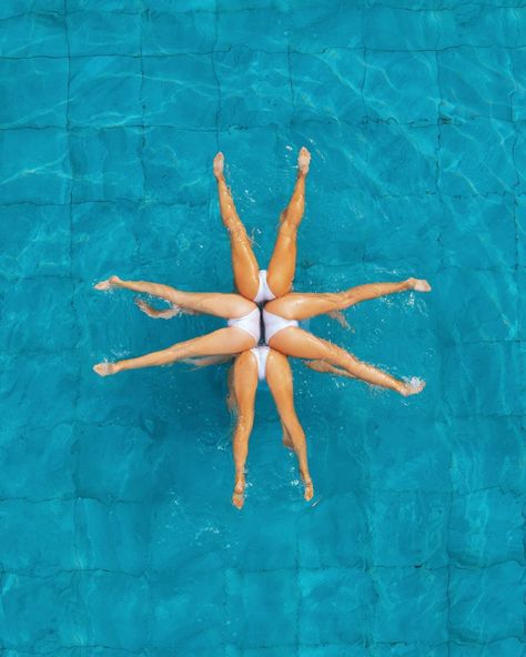 Swimming Pictures, Real Life Mermaids, Trip Photography, Nature Trip, Adventure Life, Synchronized Swimming, Girl In Water, Life Nature, Aesthetic Picture