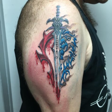 Frostmourne Tattoo, Paladin Tattoo, World Of Warcraft Tattoo, Horde Tattoo, Wow Tattoo, Warcraft Tattoo, Warcraft Wallpaper, American Traditional Tattoo Design, Final Fantasy Tattoo