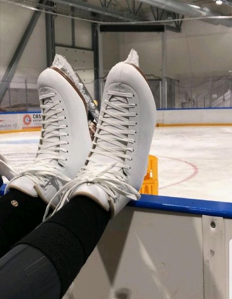 Anastasia Allen Icebreaker, Icebreaker By Hannah Grace, Anastasia Allen, Hannah Grace, Figure Ice Skates, Figure Skating Outfits, Skate 3, Skating Aesthetic, Skater Aesthetic