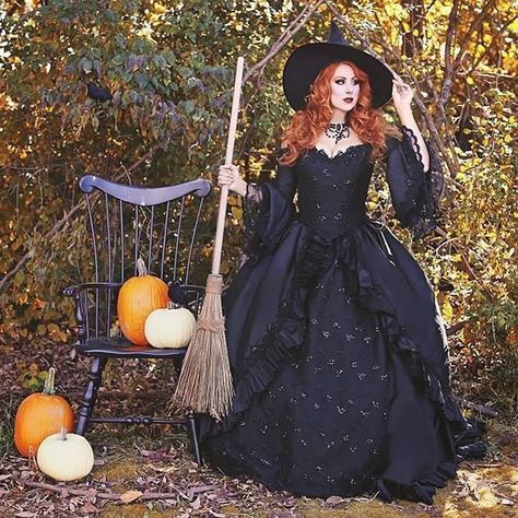 Romantic Threads (@romanticthreads) • Instagram photos and videos Gothic Ballgown, Dresses With Long Sleeve, Retro Plus Size, Sparkle Gown, Masquerade Halloween, Victorian Gown, Witch Costumes, Beautiful Witch, Witch Halloween Costume