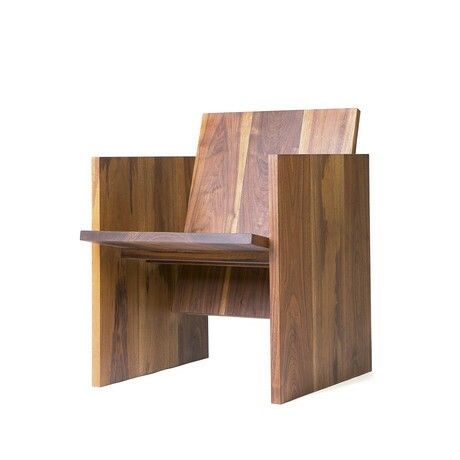 Simple chair Walnut Armchair, Woodworking Cabinets, Simple Woodworking Plans, Plywood Furniture, Wood Plans, Woodworking Bench, Creative Furniture, Woodworking Furniture, Fine Woodworking