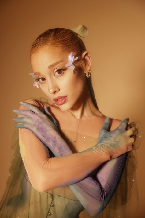 ¡°It¡¯s My Favorite Thing I¡¯ve Ever Worn¡±: Ariana Grande Talks Her 2024 Met Gala Looks¡ªAnd Performing! Ariana Grande Met Gala 2024 Performance, Ariana Grande Met Gala 2024, Ariana Grande Magazine, Ariana 2024, Ariana Grande Met Gala, Perfume Ariana Grande, Pretty Photoshoot, Gala Looks, Pfps Icons