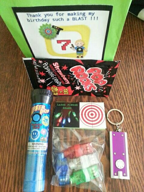 Laser tag birthday  : favor bags --> pop rocks, flashlight keychain, finger beams, laser pop candy. Laser Tag Goodie Bag Ideas, Laser Tag Party Ideas, Lazer Tag Birthday Party, Laser Tag Party Favors, Goody Bag Ideas, Laser Party, Laser Tag Birthday Party, Laser Tag Party, Laser Tag Birthday