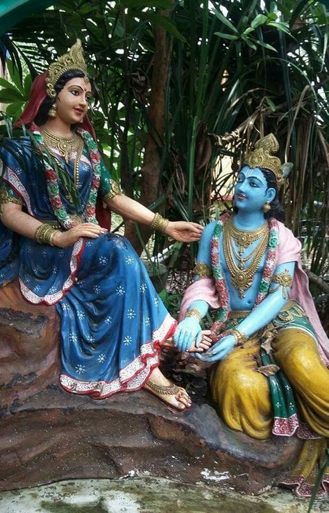 Radha Pada Darshan, Krishna Touching Feet Of Radha, Devullu Photos, साईं बाबा, Krishna Avatar, Radhe Krishna Wallpapers, Happy Navratri Images, Durga Images, Hanuman Images