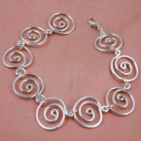 A personal favorite from my Etsy shop https://www.etsy.com/listing/119652860/sterling-silver-maxi-swirl-bracelet Swirl Bracelet, Dope Jewelry, Estilo Punk, Handmade Wire Jewelry, Funky Jewelry, Jewelry Lookbook, Bijoux Diy, Jewelry Inspo, Dream Jewelry