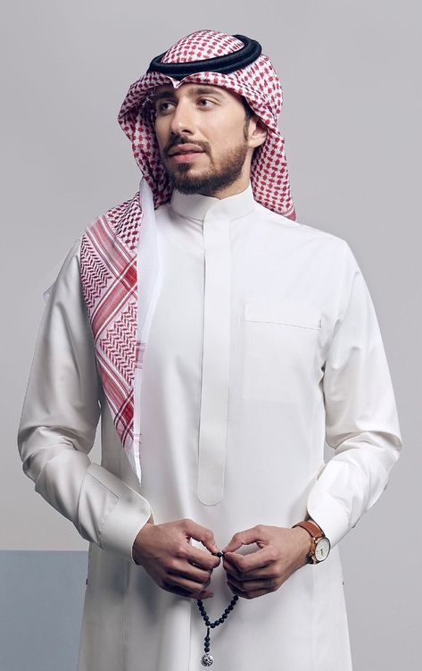 Arabic Outfit Men, Thobes Men Arab, Kanzu Wear, Jubbah Men, Arabic Clothes, Thobes Men, Saudi Style, Arabic Outfit, Gents Wear