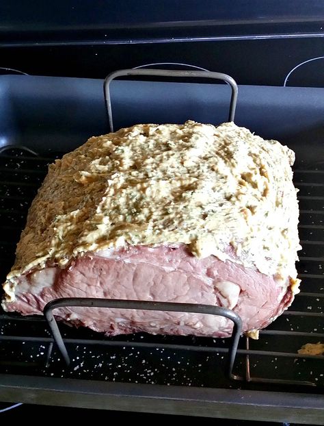 Prime Rib Roast Recipe Boneless, Rib Roast Recipe Boneless, Boneless Prime Rib Roast Oven, Boneless Prime Rib Roast Recipe, Boneless Rib Roast Recipe, Boneless Rib Roast, Garlic Dishes, Boneless Prime Rib Roast, Cross Rib Roast